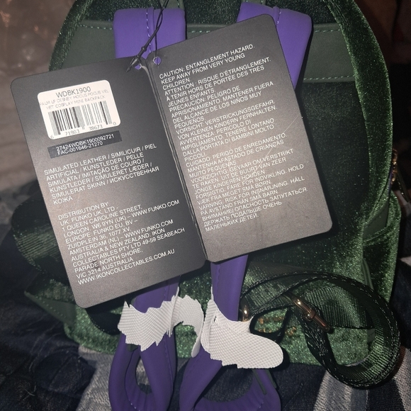 NWT Loungefly Hocus Pocus Winifred Cosplay Mini Backpack (PALM Exclusive) - Picture 5 of 5